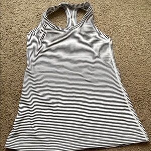 Lululemon tank top